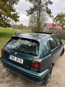 Müüa vw golf 3 (3 foto / 5)