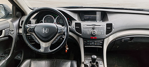 Honda Accord 2.2 110kw 2009a (5 foto / 9)