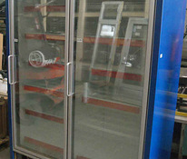 Холодильник Electrolux SFE77-2