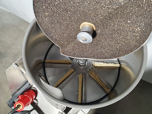 Juurvilja/kartulikoorimise masin Electrolux T15 (2 foto / 3)