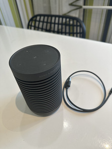 Bang & Olufsen Beosound Explore (2 foto / 2)