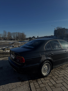 BMW 525d (4 foto / 8)