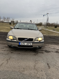 Volvo s60 -103kw (1 foto / 7)