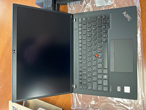 Lenovo ThinPad T14s Gen3 (4 foto / 6)