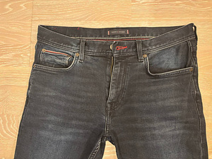 Tommy Hillfiger Jeans (2 foto / 5)