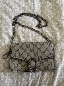 Маленькая сумка Gucci (1 фото из 3)