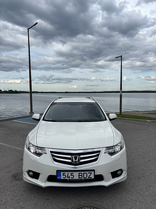 Honda Accord Tourer 2.0 i-VTEC AT | 2011 | Automaat (2 foto / 10)
