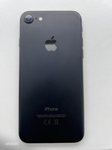 iPhone 7 128 ГБ (фото #1)