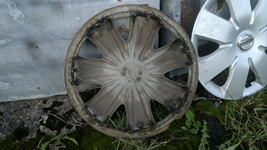 Naelrehvid kasutatud velgedel 175x65x15R, 4X100, 4 tükki (4 foto / 4)