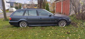 BMW 520d facelift 2002 (6 foto / 10)