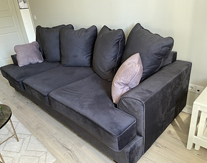 Продам трехместный диван (1 фото из 2)