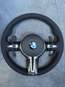 Руль BMW F СЕРИИ M (1 фото из 2)