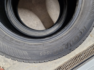 YOKOHAMA ICEGUARD 225/65 R17 (5 foto / 5)