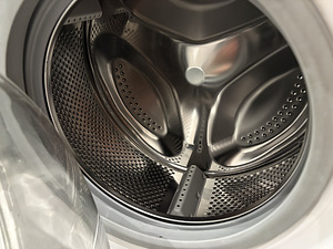 Pesumasin Indesit IWSC 61253 C ECO (7 foto / 7)
