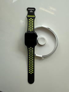 Apple watch se3 GPS 44mm (1 foto / 4)