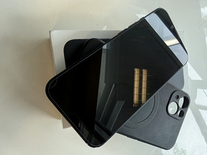 iPhone 13 128GB 90% (2 foto / 4)