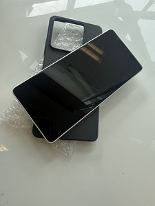 Redmi Note 13 256GB (2 foto / 4)