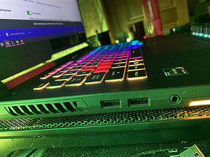 Продам ноутбук ASUS ROG STRIX G15 (3 фото из 6)