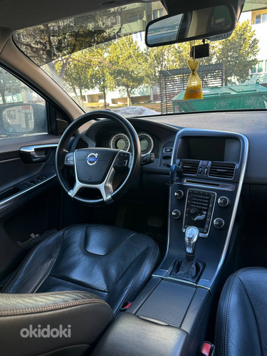 Продается надежный и ухоженный Volvo XC60, 2013 года.