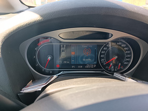Müüa Ford Galaxy. (3 фото из 6)