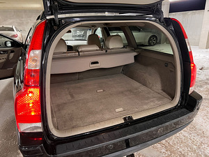 Volvo V70 2,4D 120kw 2007a. (14 foto / 14)