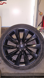 Диски + резина Volkswagen Passat CC, Volkswagen Scirocco (1 фото из 4)