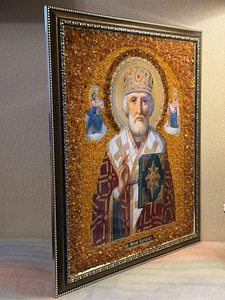 "Püha Nikolaus Imetegija" merevaigust ikoon (3 foto / 6)