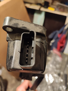 Elektrooniline pedaal Citroen C5 (3 foto / 4)