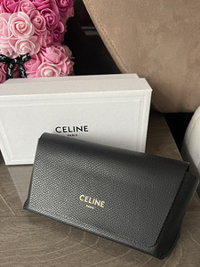Новые Celine (1 фото из 3)