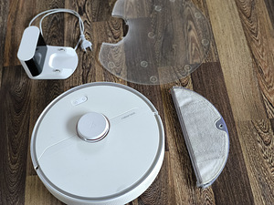 Робот-пылесос Roborock S6 Pure (1 фото из 5)