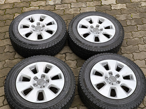205/65 R16C Continental шипованные шины (6.5 мм) + литые дис (1 фото из 4)