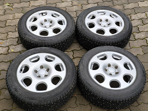 205/60 R16 шипованные шины Bridgestone (7-7.5 мм) + литые ди (3 фото из 6)