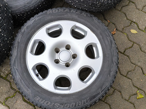 205/60 R16 шипованные шины Bridgestone (7-7.5 мм) + литые ди (5 фото из 6)