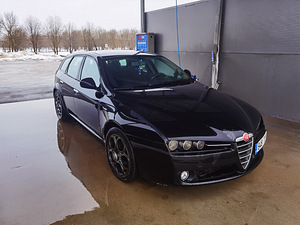 Alfa Romeo 159 d 110kw 2008 (5 foto / 14)