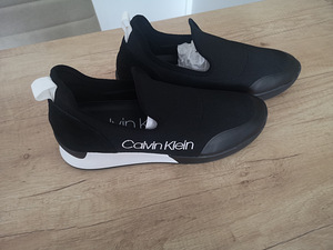 Calvin klein tossud (2 foto / 2)