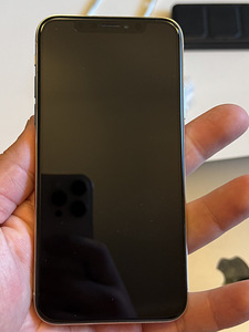iPhone XS 511Gb Silver (3 foto / 7)