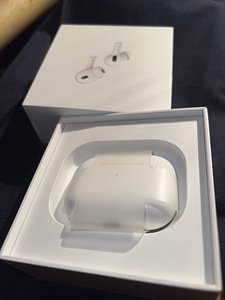 Airpods pro laadimiskarp pakendiga (1 foto / 3)
