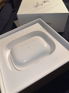 Airpods pro laadimiskarp pakendiga (3 foto / 3)