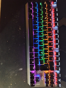 Müüa Lenovo IdeaCentre Gaming5 14ACN6 arvuti (6 foto / 9)