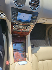 Мерседес ML 500 (11 фото из 14)