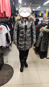 Пуховик размер М (2 фото из 4)