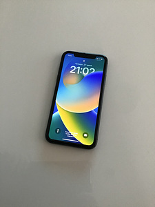 iPhone 11 64GB 88%aku (2 foto / 5)