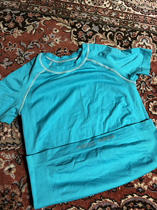 Спортивная одежда (2 фото из 10)
