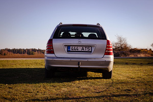 2007 Mercedes-Benz c-klass (1 foto / 14)