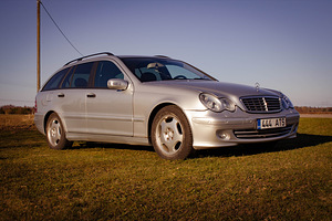 2007 Mercedes-Benz c-klass (8 foto / 14)