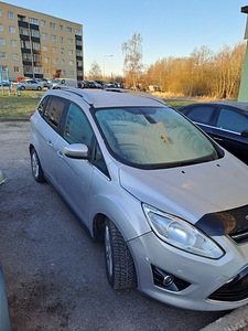 Продам машину (5 фото из 10)