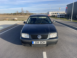 Volkswagen Bora 1.9 TDI 85 kW 2000 (2 foto / 15)