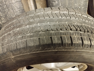 235/70 R16 (2 фото из 8)