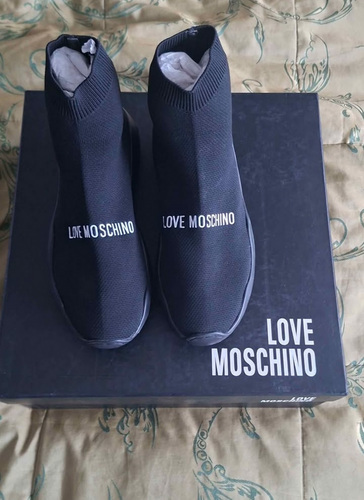 Moshino