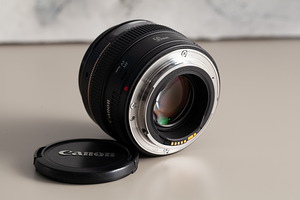 Canon EOS 5D Mark II + Canon EF 50mm f/1.4 USM komplekt (7 foto / 7)